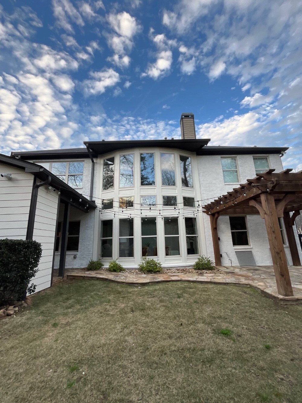 Exterior White Brick Alpharetta