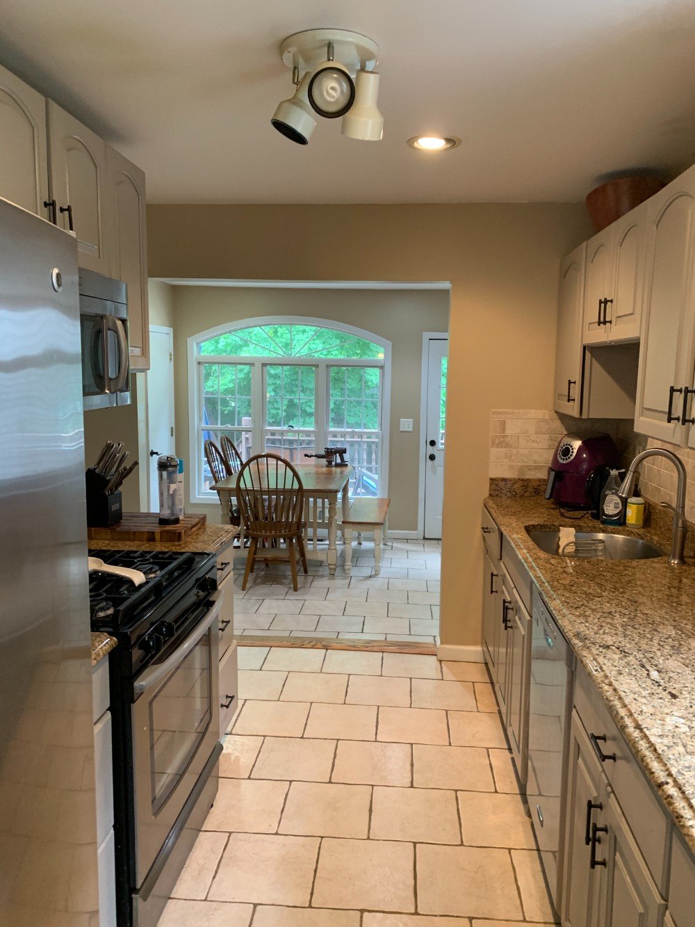 Home interior transformation by Five Star Painting – meticulous detail and flawless finish in Shrewsbury, NJ.