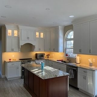 Delaware Painting, Residential Painting, Interior Painting, Color Consultation, Color Consultant, Remodeling, Expert Painting, Benjamin Moore, Kitchen, Middletown, Cabinets