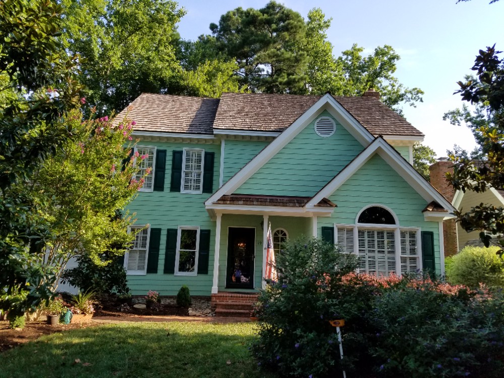 SW Picnic Green We services Raleigh, Durham, Chapel Hill, Wake Forest, Brier Creek, Hillsbourough, Pittsboro, Rolesville with Sherwin Williams, Ben Moore paints for Interior, Exterior, cabinets, Decks,