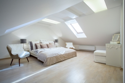 Large White Attic Transformed into Penthouse Suite