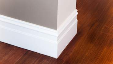 White crown molding