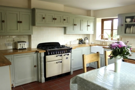 Vintage Kitchen Painted with Annie Sloan's Chalk Paint